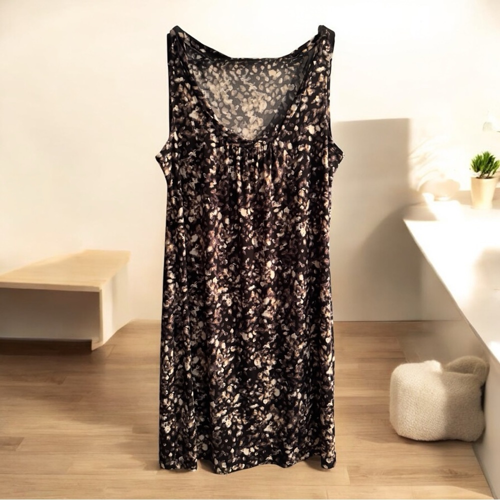 Reitmans Black and Cream Patterned Top